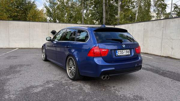 BMW 330 Espoo - photo 4