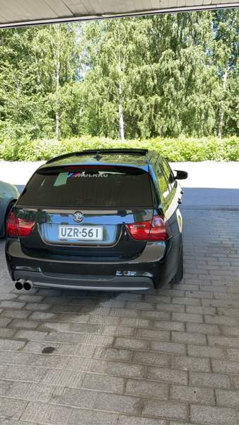 BMW 325 Espoo - valokuva 4
