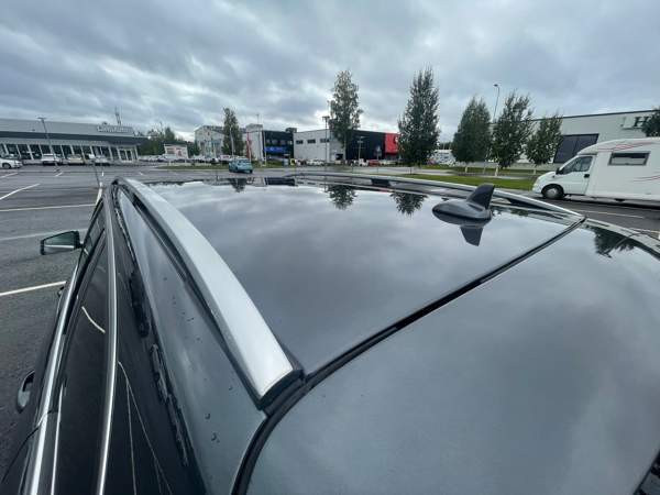 Mercedes-Benz E Oulu - valokuva 8