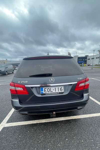 Mercedes-Benz E Oulu - valokuva 4