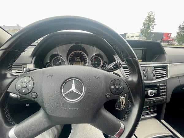 Mercedes-Benz E Oulu - valokuva 7