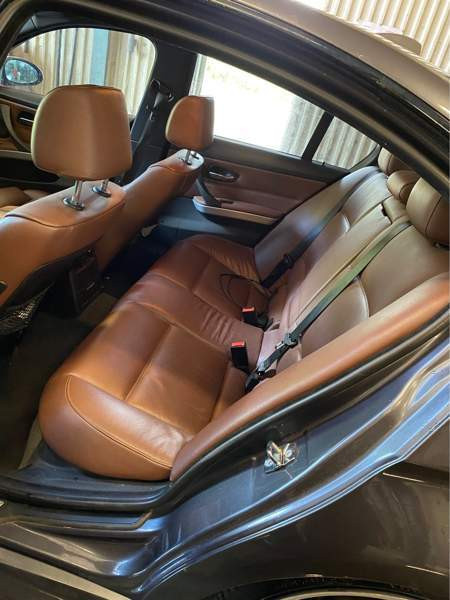 BMW 330 Raasepori - valokuva 7