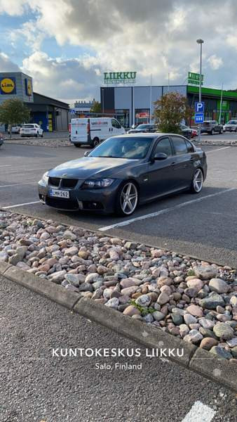 BMW 330 Raasepori - valokuva 5