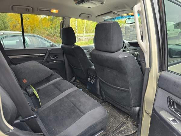 Mitsubishi Pajero Вантаа - изображение 7