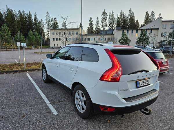 Volvo XC60 Hyvinkää - valokuva 3