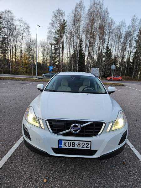 Volvo XC60 Hyvinkää - valokuva 7