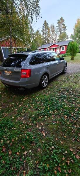 Skoda Octavia Raahe - valokuva 2