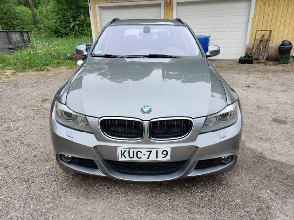 BMW 330 Sibbo - valokuva 2