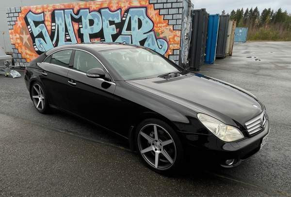 Mercedes-Benz CLS Коккола - изображение 1