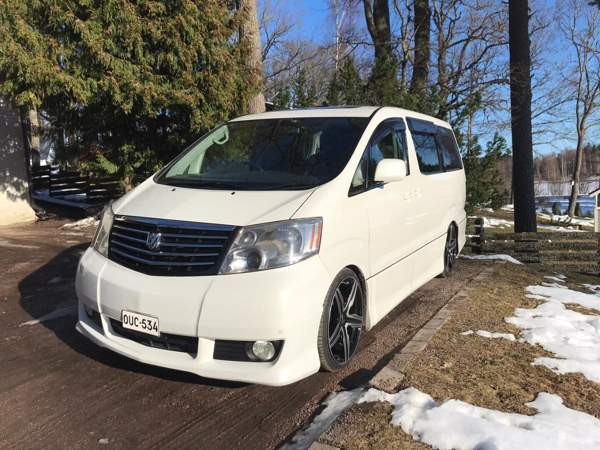 Toyota Alphard Kaarina - valokuva 5