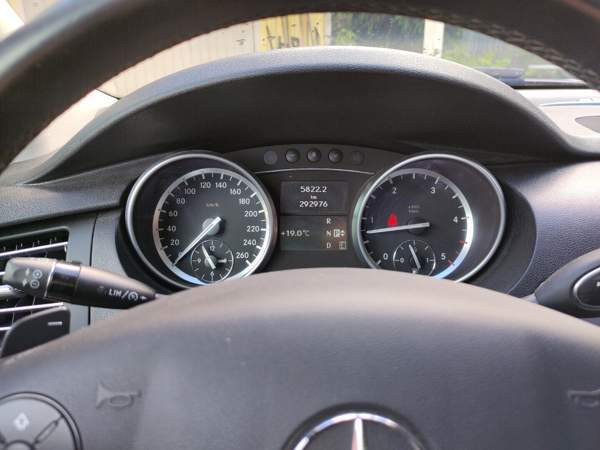 Mercedes-Benz R Чукотский АО - изображение 8