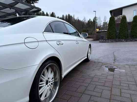 Mercedes-Benz CLS Вихти