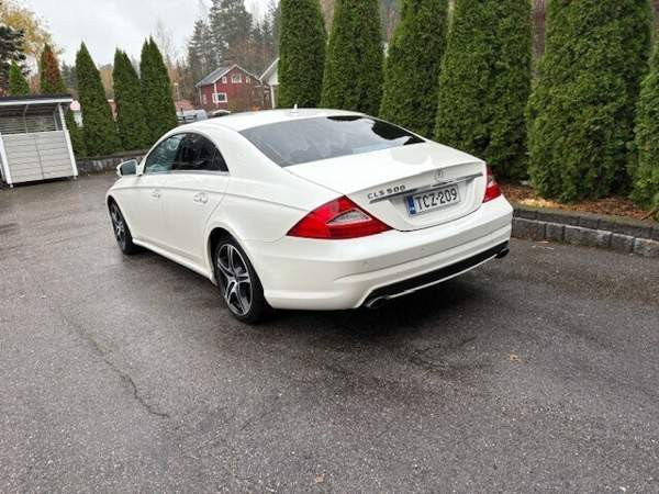 Mercedes-Benz CLS Вихти - изображение 7