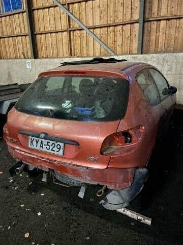 Peugeot 206 Йоэнсуу - изображение 8