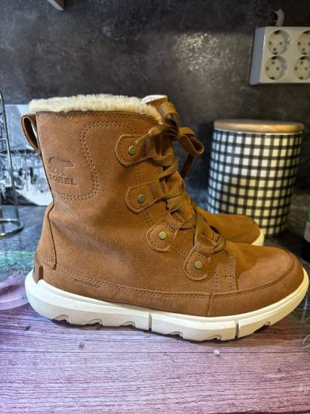 Sorel Explorer next joan wp Pornainen - valokuva 1