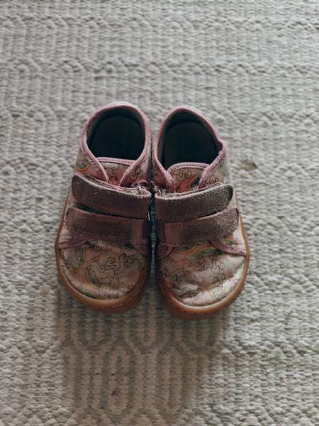 Froddon paljasjalkakengät (24) Vantaa - valokuva 2