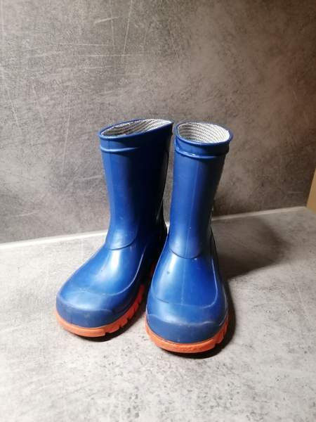 Kumisaappaat 22-23 Vantaa – foto 3