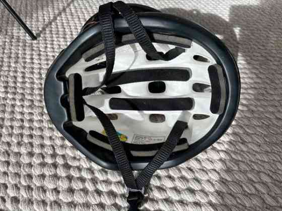 Aikuisten pyöräilykypärä  M 54-58 Helsinki