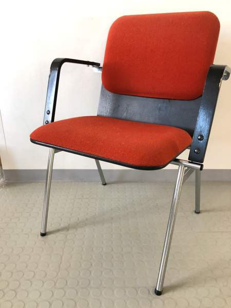 Myydän 6 tai 12 kpl Yrjö Kukkapuron Avarte tuoleja, ruosteenpunainen Loviisa - photo 1