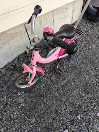 Lasten 12 tuumainen polkupyörä Lempaeaelae