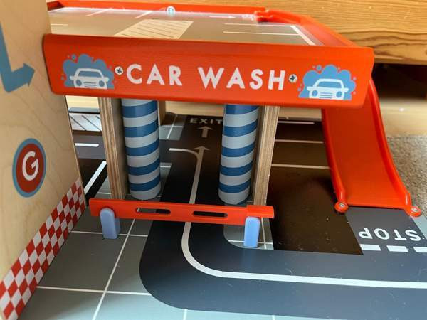 Puinen parkkihalli Helsinki – foto 3