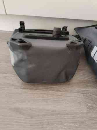 Thulen 13-litran pyöräilylaukut (2 kpl) Helsinki