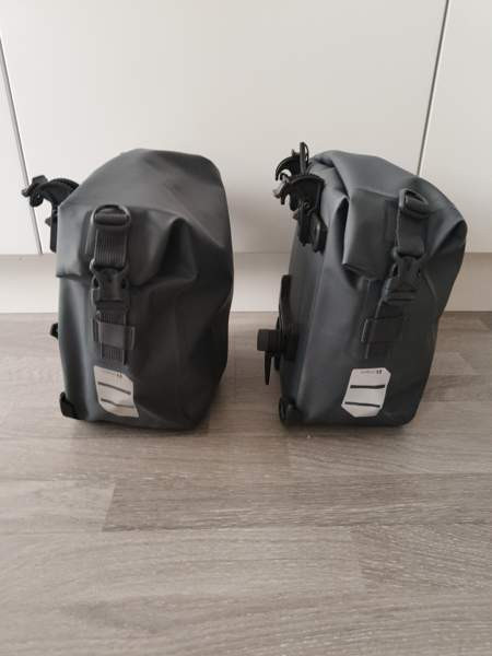 Thulen 13-litran pyöräilylaukut (2 kpl) Helsinki - photo 8