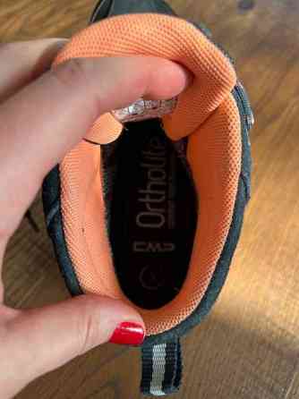 Vedenpitävät naisten ulkoilukengätä koko 38 Helsinki