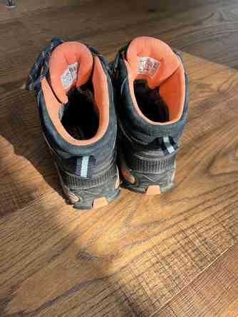 Vedenpitävät naisten ulkoilukengätä koko 38 Helsinki