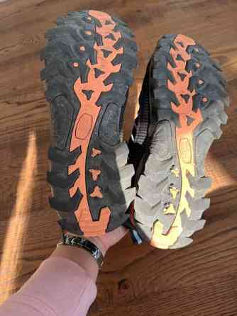 Vedenpitävät naisten ulkoilukengätä koko 38 Helsinki