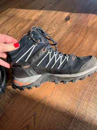 Vedenpitävät naisten ulkoilukengätä koko 38 Helsinki