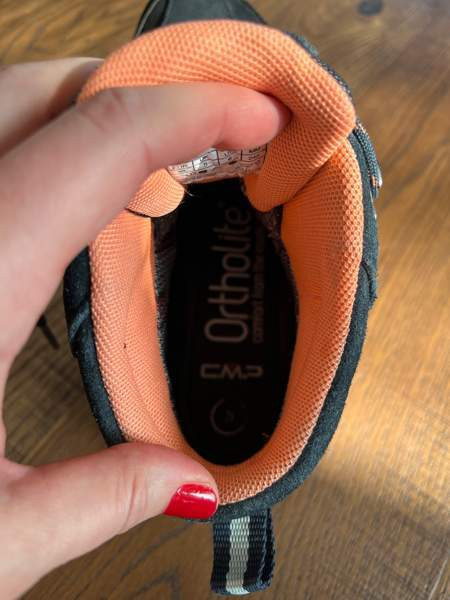 Vedenpitävät naisten ulkoilukengätä koko 38 Helsinki – foto 4