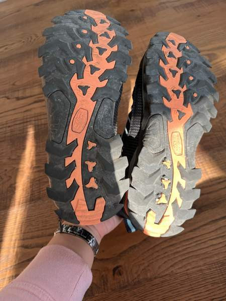 Vedenpitävät naisten ulkoilukengätä koko 38 Helsinki – foto 3