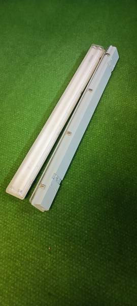 Loisteputkivalaisin 4 kpl (yht. 30€) Akaa - photo 3