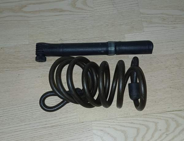 Lukitusvaijeri ja pumppu Helsinki – foto 1