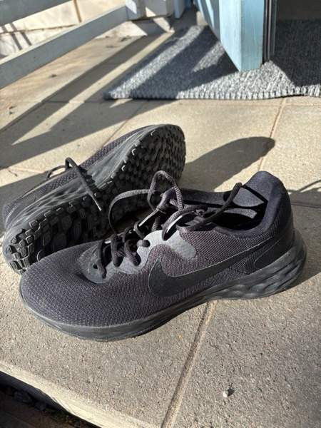 Juoksukengät Nike 42 miesten Vantaa - valokuva 1