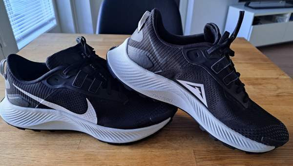 Nike Pegasus Trail 3 M DA8697-001 Espoo - valokuva 1