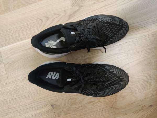 Naisten juoksukengät Nike Kangasala - valokuva 2