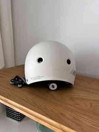 Pyöräilykypärä Haemeenlinna