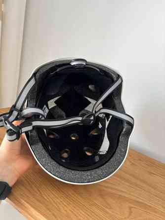 Pyöräilykypärä Haemeenlinna