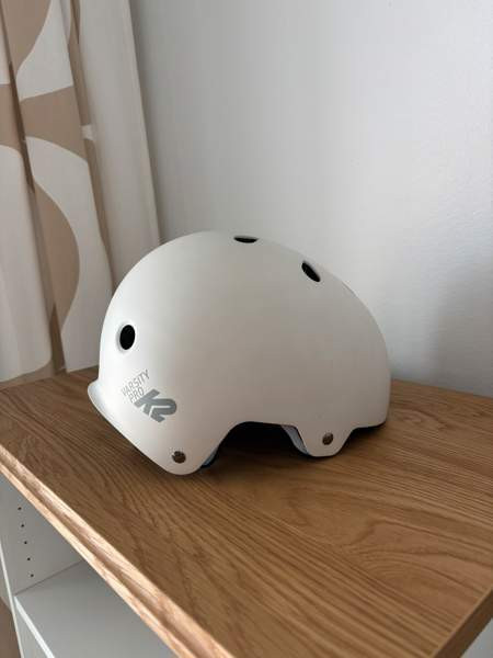 Pyöräilykypärä Haemeenlinna – foto 1