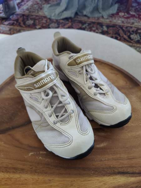 Shimano spinning-kengät, koko 38 Lieto – foto 1