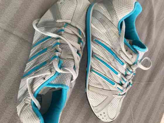 Uudet Adidas lenkkarit koko 40,5 Helsinki