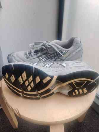 Asics lenkkarit Tampere