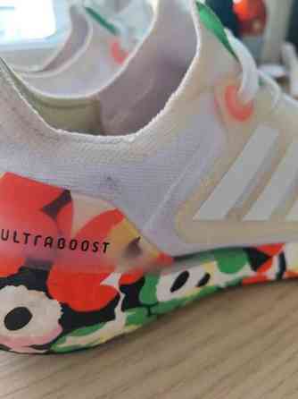 Adidas X Marimekko Ultraboost juoksukengät 39 1/3 Jyvaeskylae