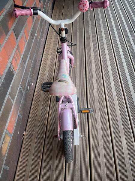 Lasten 12 tuumainen pyörä Helsinki - valokuva 3