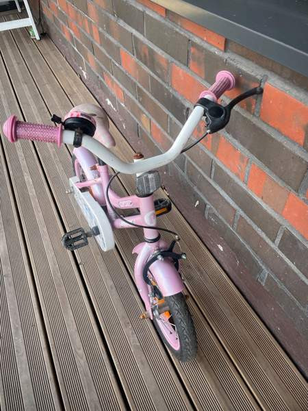 Lasten 12 tuumainen pyörä Helsinki - valokuva 2