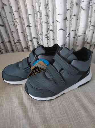 UUSI Viking goretex kengät koko 35 Торнио