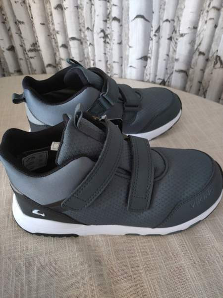 UUSI Viking goretex kengät koko 35 Торнио - изображение 3