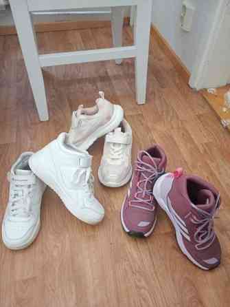 Lenkkarit 35 koossa Kotka